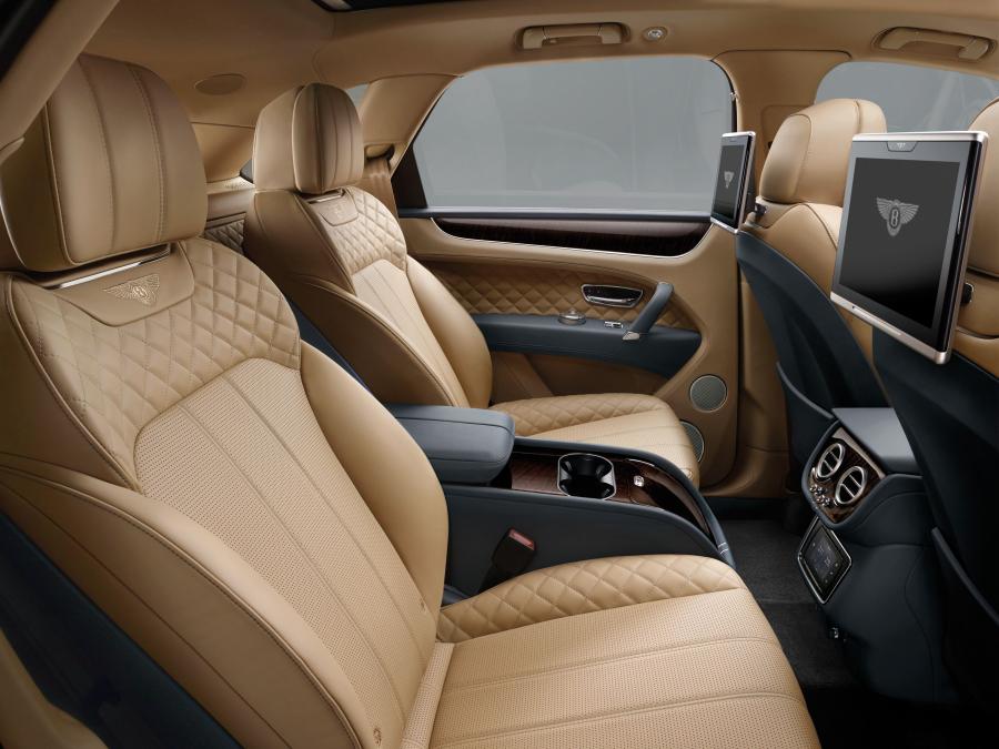 Интерьер Bentley Bentayga 2016 года  (WW) (фото 10 из 45)